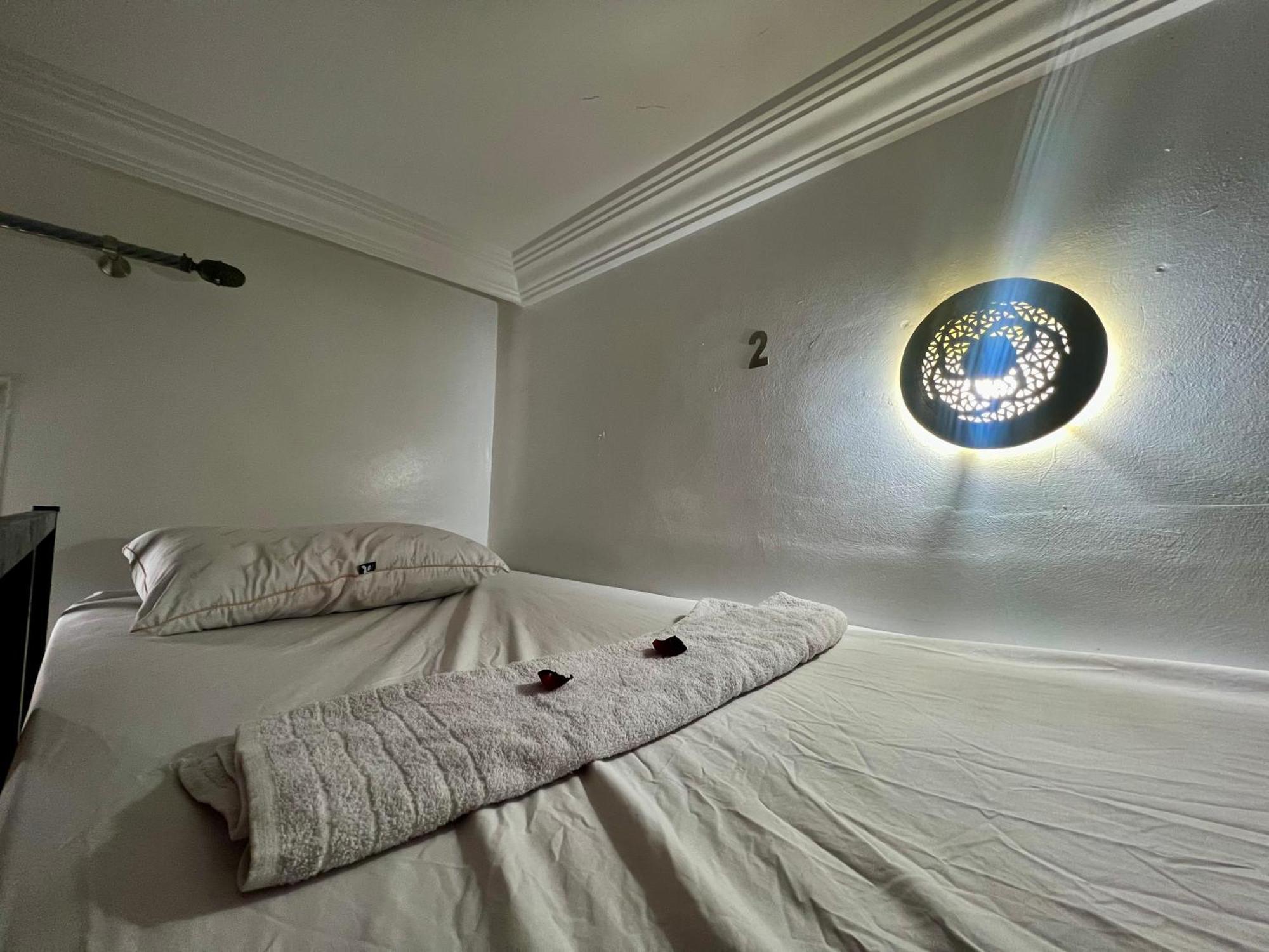 Dar Oussama Hostel Rabat Buitenkant foto