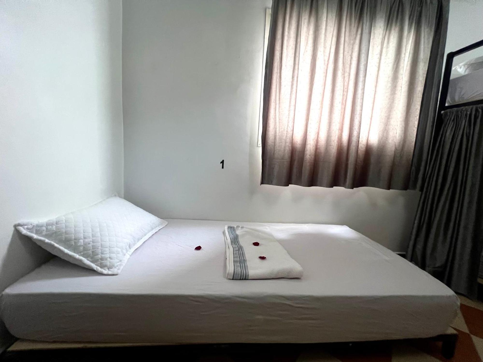 Dar Oussama Hostel Rabat Buitenkant foto