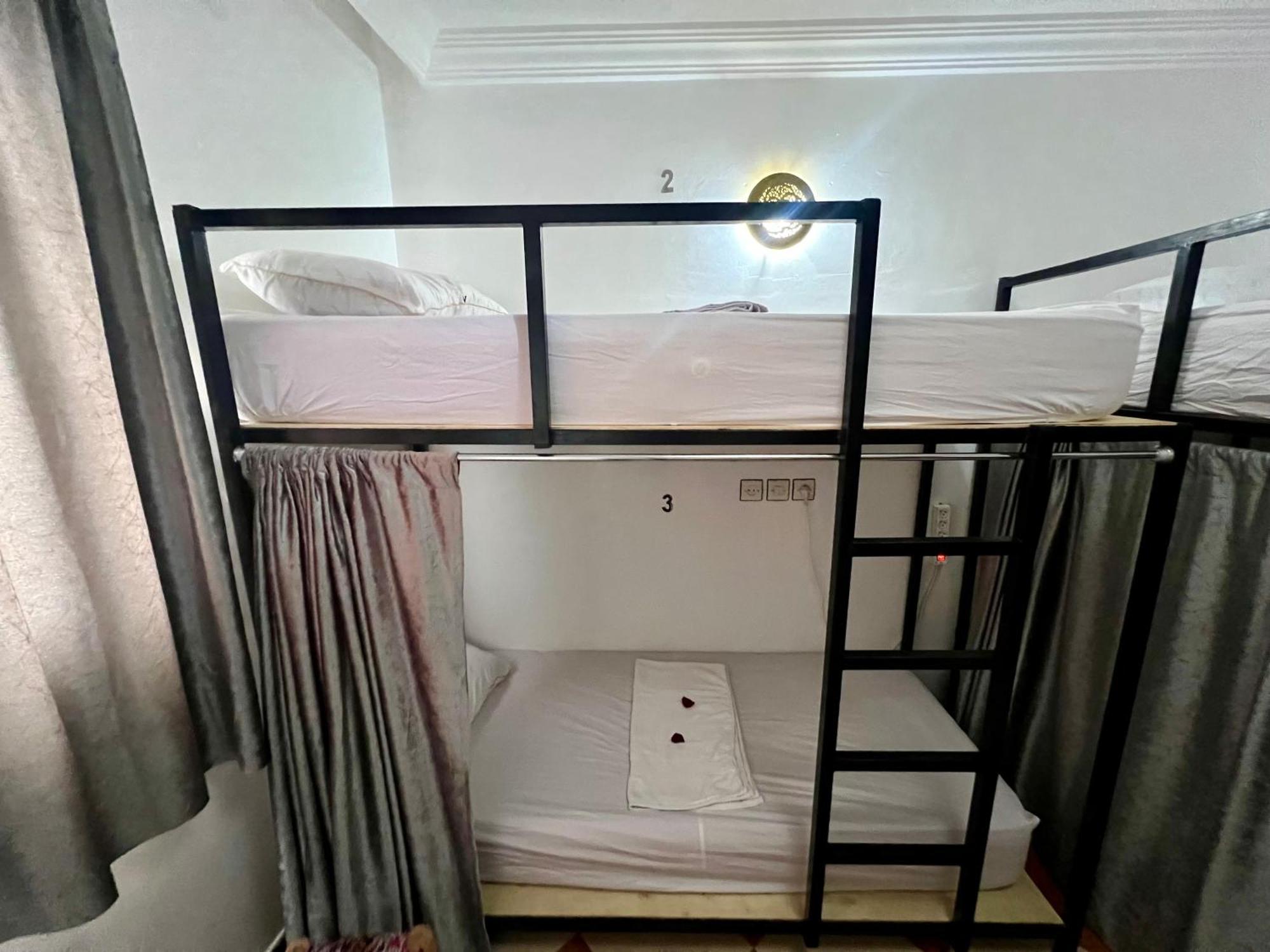 Dar Oussama Hostel Rabat Buitenkant foto