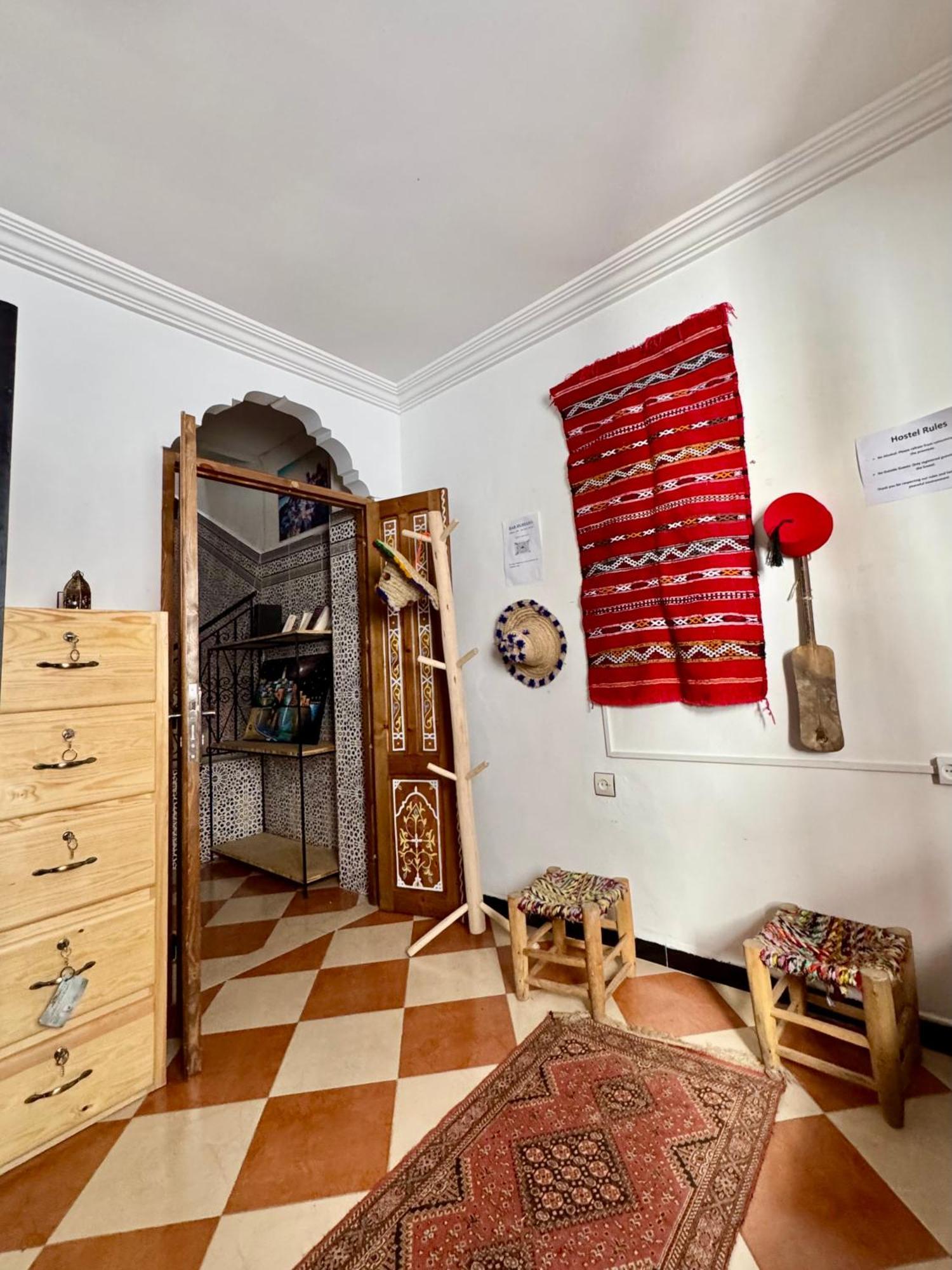 Dar Oussama Hostel Rabat Buitenkant foto