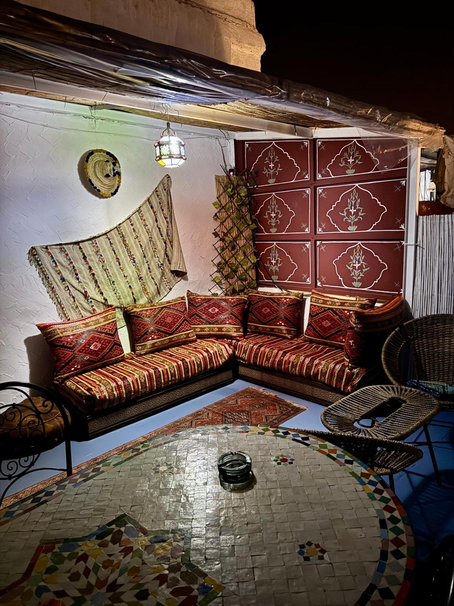 Dar Oussama Hostel Rabat Buitenkant foto